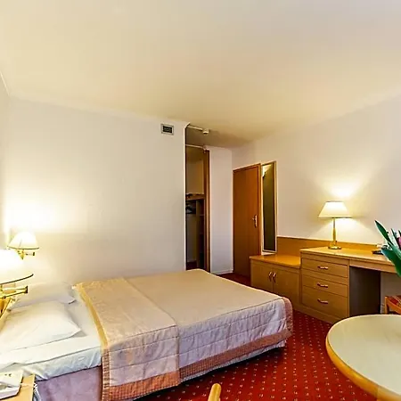 Solny Hotel