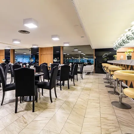 Ξενοδοχείο Solny 3*